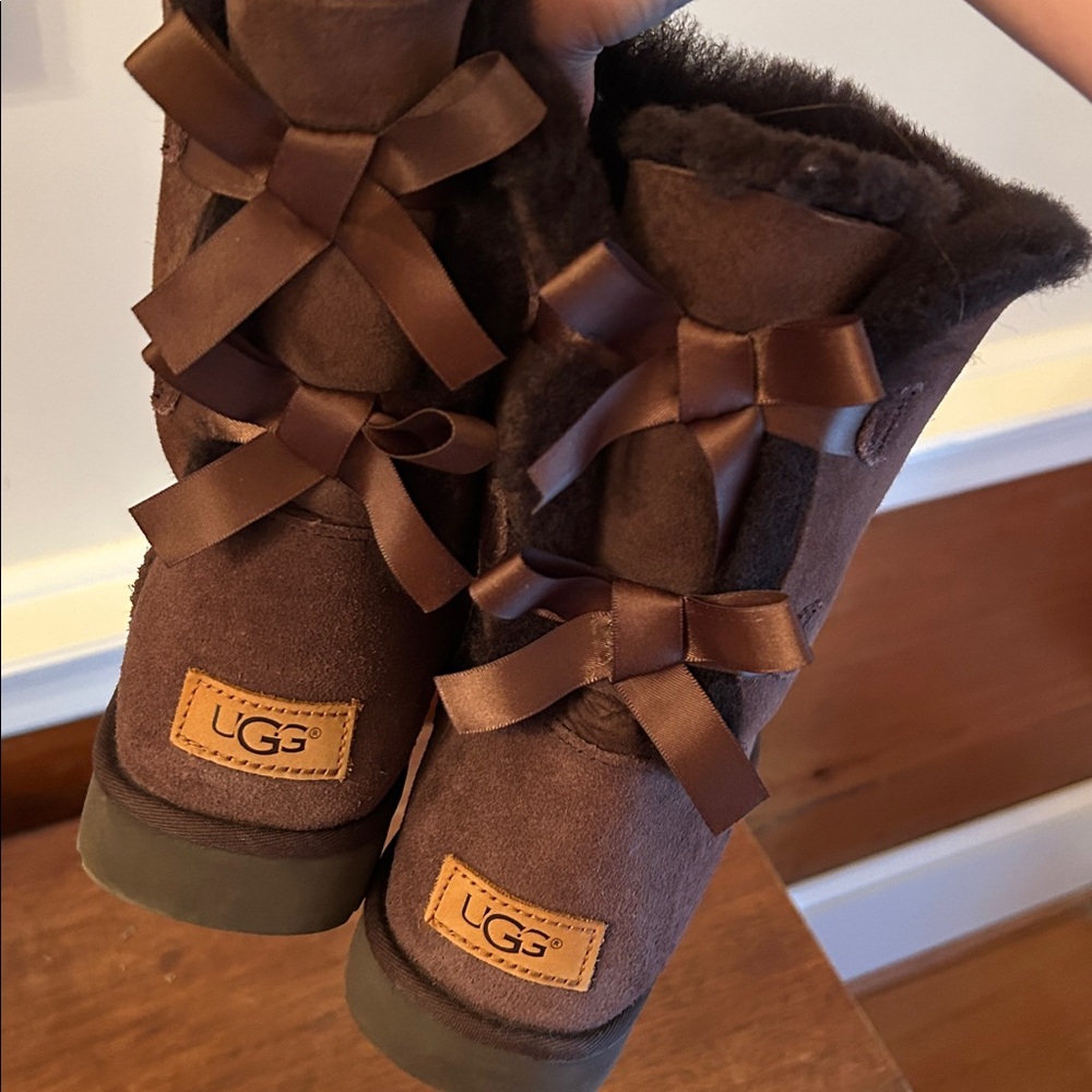 Ugg Chocolate Brown Boots with Bows - Picture 2 of 7